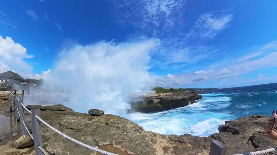 From Bali: Manta Rays Snorkeling with Lembongan Land Tour - Exploring the Nusa Lembongan and Nusa Penida Experience