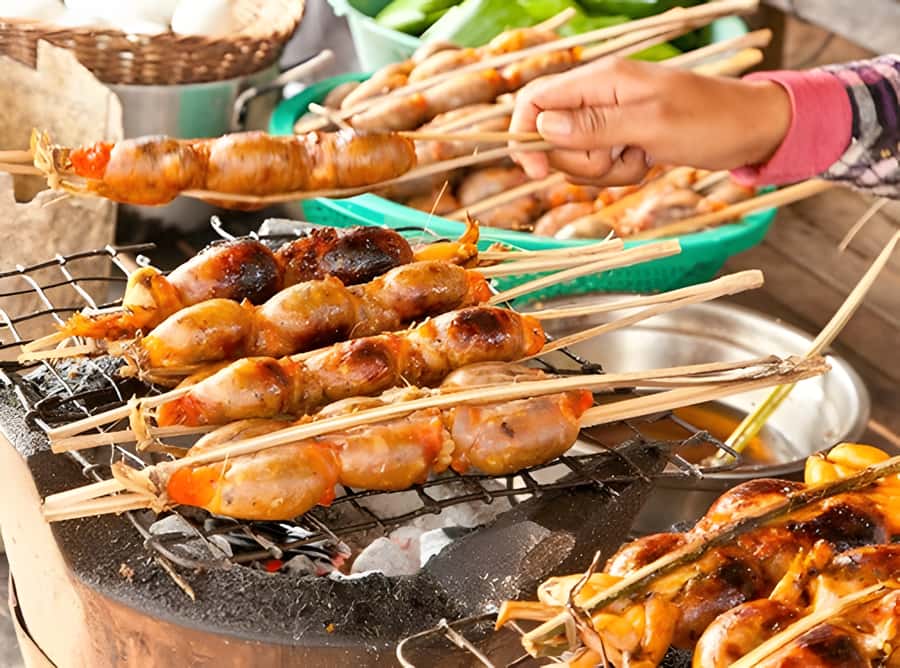 Siem Reap City Tour & Street Food Private Guide - Key Points