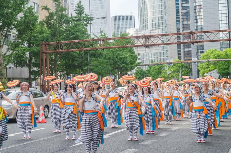 Osaka: From History to Religion and local wonders - Who Should Book This Tour?