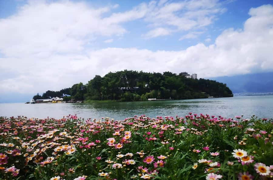 Dali: Chongsheng Temple, Xizhou, & Erhai Lake 1 Day Tour - Final Thoughts: Is This Tour Right for You?