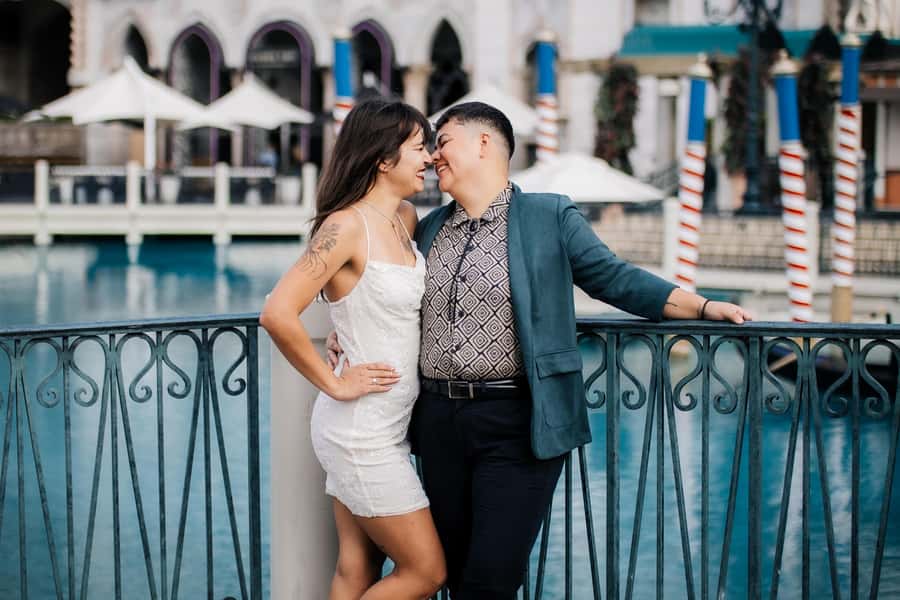 Private Vacation Photoshoot with Photographer in Las Vegas - Authentic Moments & Tips from Your Photographer