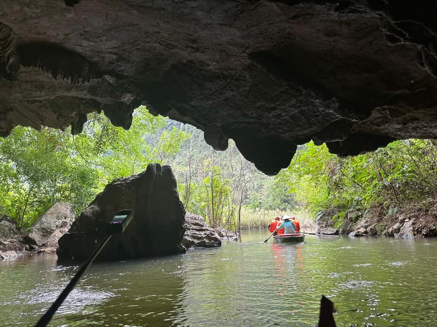 Ninh Binh: Tam Coc, Thai Vi, Bich Dong, Mua Cave Day Trip - Authentic Travel Experience