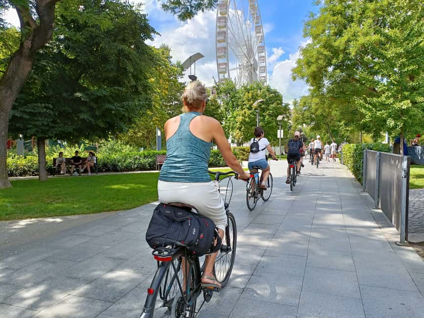Budapest: Guided Bike & E-bike Tour with a Goulash - Is the E-bike Option Worth It?