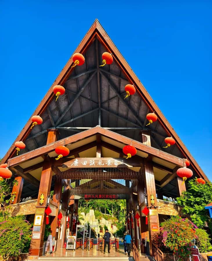 Sanya 3-Hour Scenic Park & Local Market Discovery Tour - What the Tour Might Miss