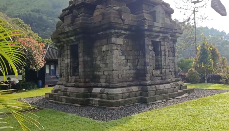 Yogyakarta: Prambanan, Borobudur & Selogriyo Sunset Tour - Who Will Love This Experience