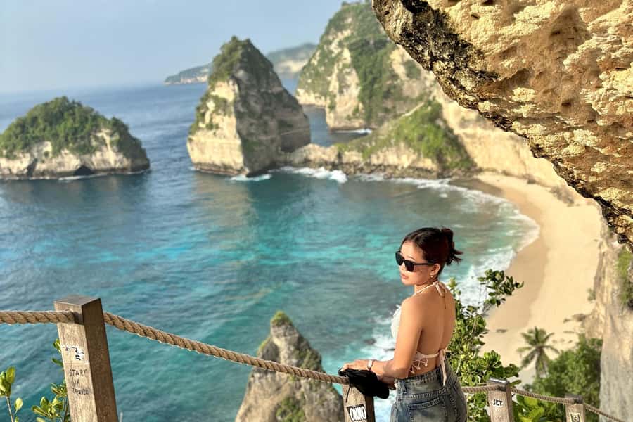 Nusa Penida: Eco-conscious West & East Tour with Snorkeling - Key Points