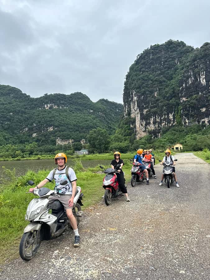 Ninh Binh: Adventure with Hoa Lu, Trang An&Hang Mua Day Trip - Good To Know