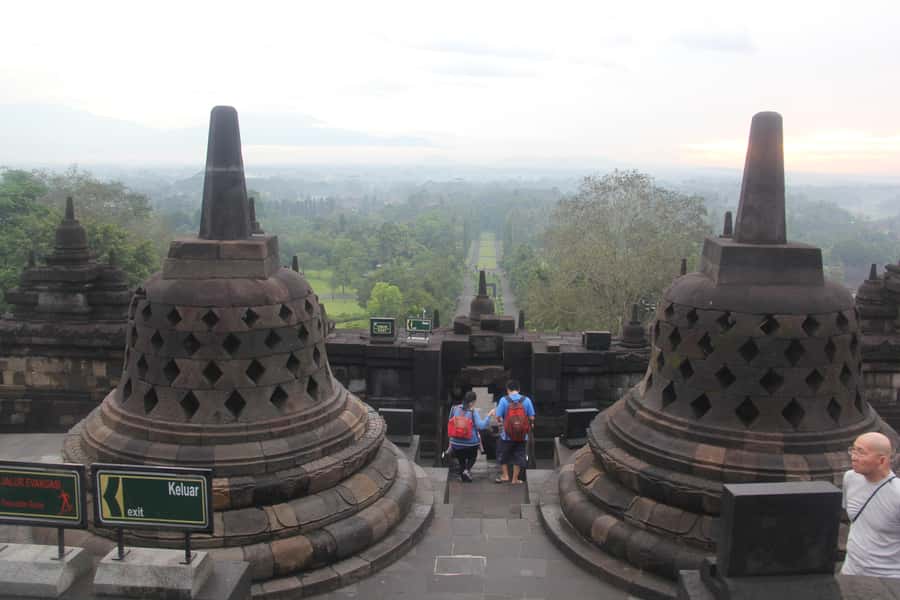 Yogyakarta: Borobudur Temple Sunrise Tour with Breakfast - Final Thoughts: Who Is This Tour For?