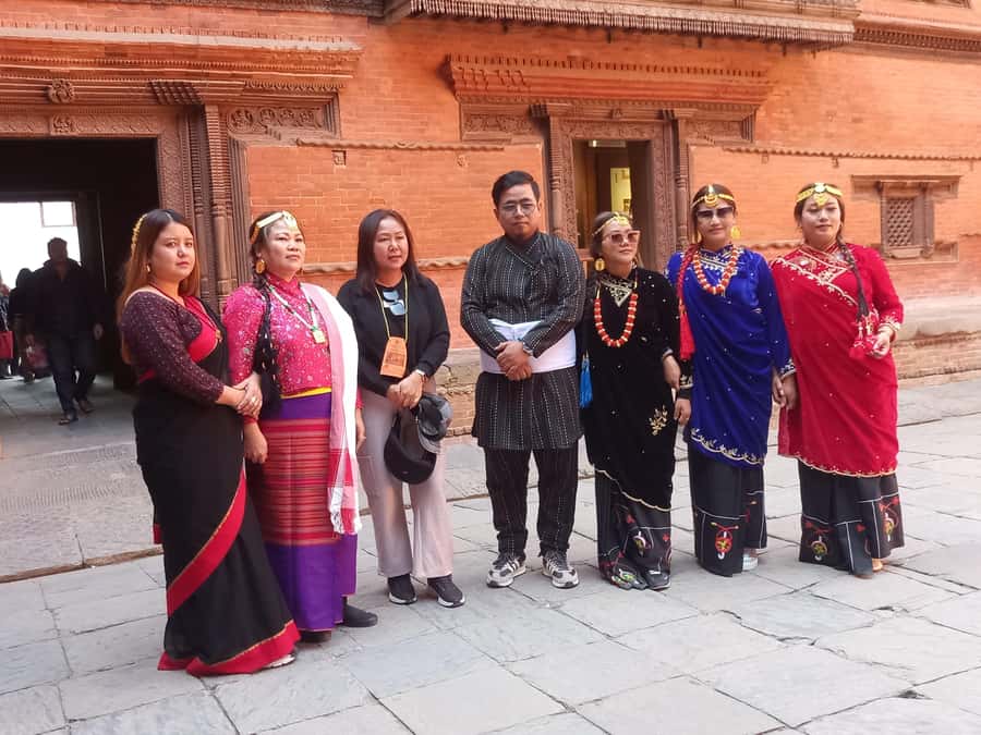 Kathmandu: Heritage Tour with Nepali Ethnic Dress Photoshoot - Breakdown of the Itinerary