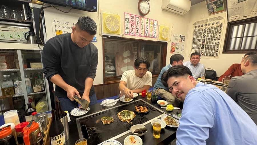 Tokyo: Izakaya Night with Young, Friendly Local Guides - The Value of the Experience