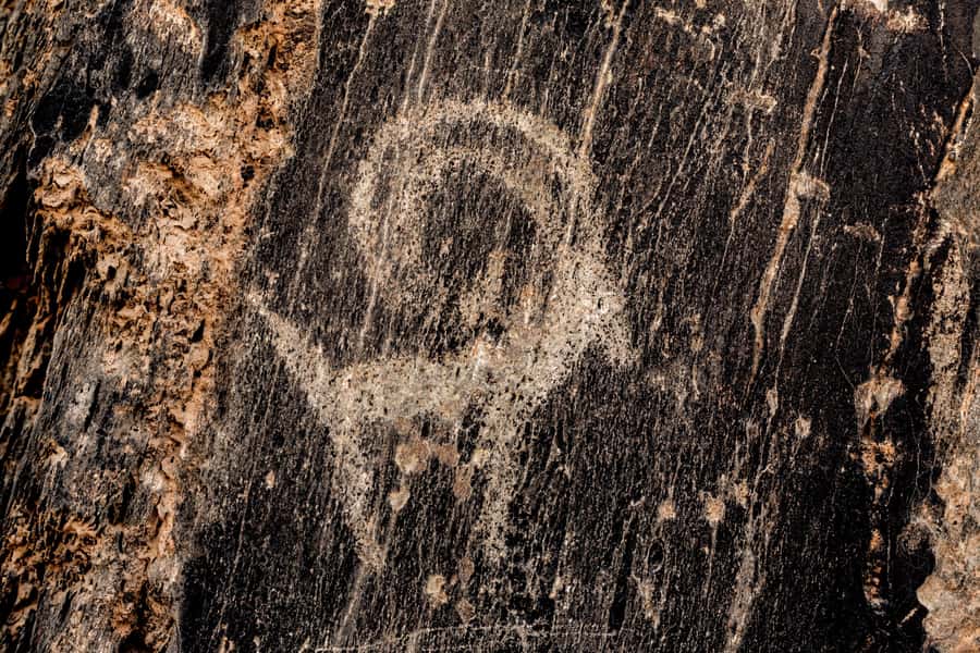 Visit Ukhum (Nourata Mountains), petroglyphs, and a donkey ride (3 days) - What to Expect from the 3-Day Tour