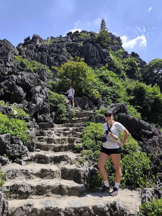 Hanoi: Ninh Binh, Trang An Boat, Bai Dinh & Mua Cave Sunset - FAQ