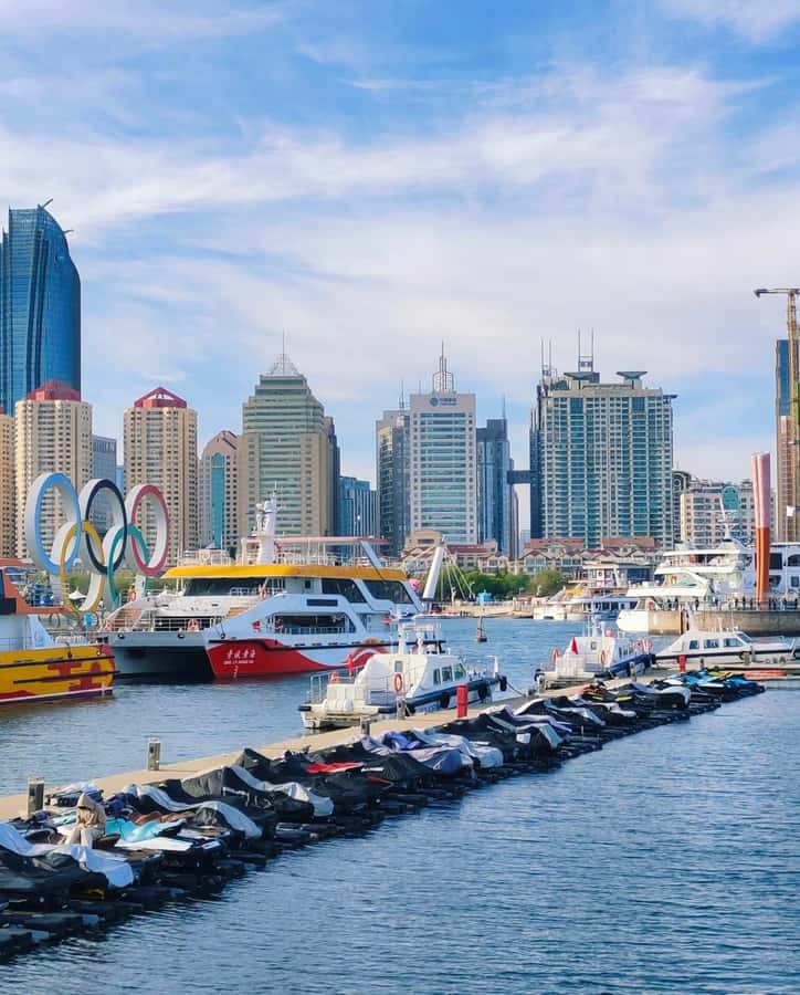 Qingdao: Offshore City Highlights with Fan Workshop & Market - European Villas and Artistic Streets
