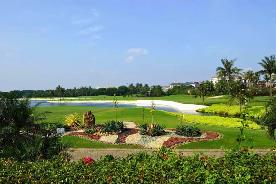 Jakarta: Golf at Sedayu Indo & Damai Indah Golf 36-Hole Tour - The Day in Practice