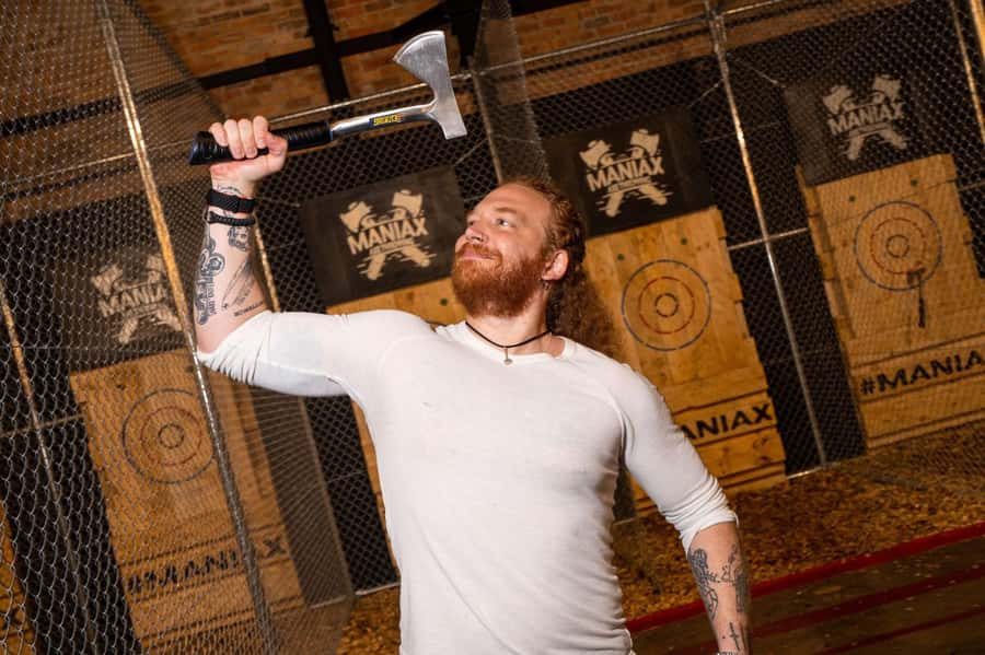 Brisbane CBD: Axe Throwing Session - 1 Hour - Good To Know