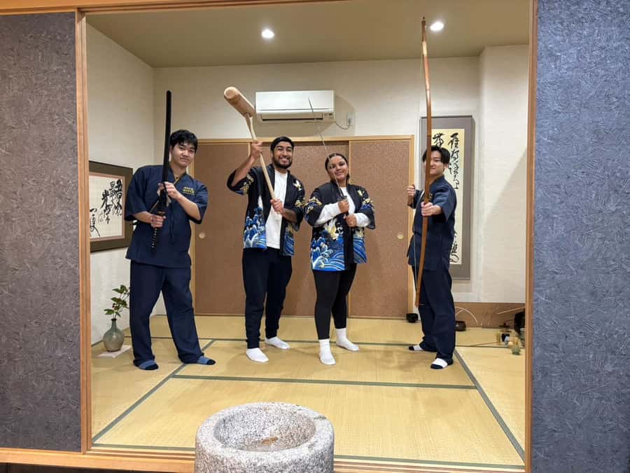 Kyoto : mochi pounding Experience& tea ceremony & Real Sword - What’s Included & Practical Details