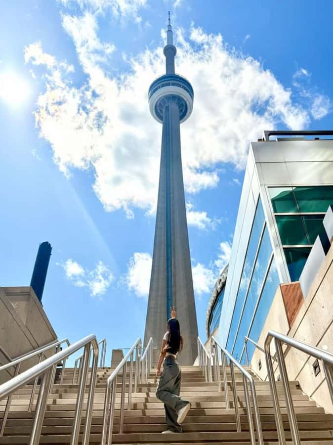 Toronto  Private 2-Hour Photoshoot with a Pro Photographer - The Photos & Post-Session Delivery