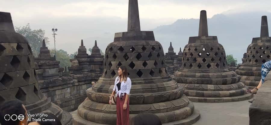 Yogyakarta: Borobudur Temple & Setumbu Hill Sunrise Tour - A Deep Dive Into the Experience
