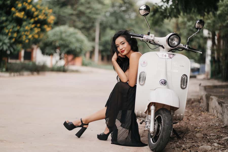 Custom Editorial-Style Photoshoot: Angkor Wat or Siem Reap - Who Will Love This Tour?