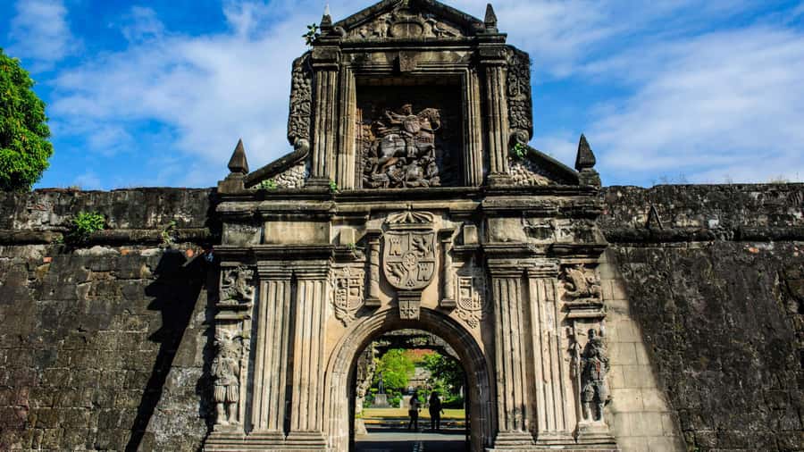 Intramuros History Walk & Museum Tour + SM Mall of Asia - What Makes This Tour Stand Out