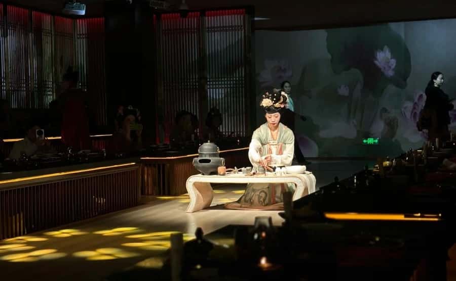 Luoyang: Tang Palace Xing Yi Fang Banquet with Show - Key Points