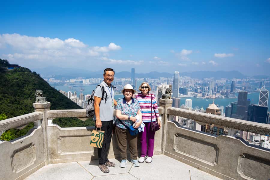 Hong Kong: Private City Highlights Tour with Car - Exploring Hong Kong in Comfort and Style