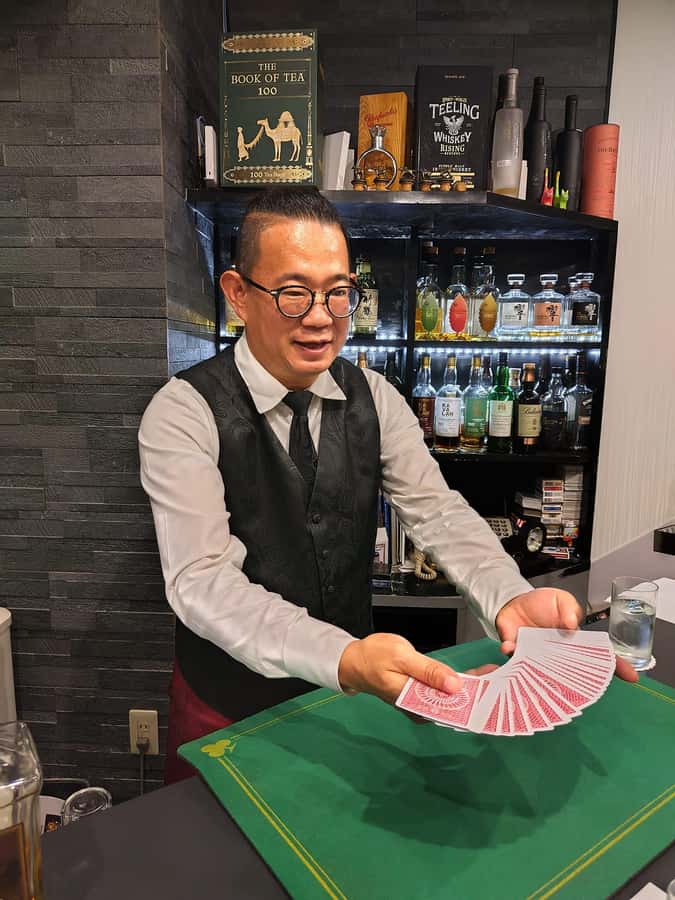 Osaka Namba: Japanese Whisky Tasting and Magic Show - What You Can Expect from the Tour