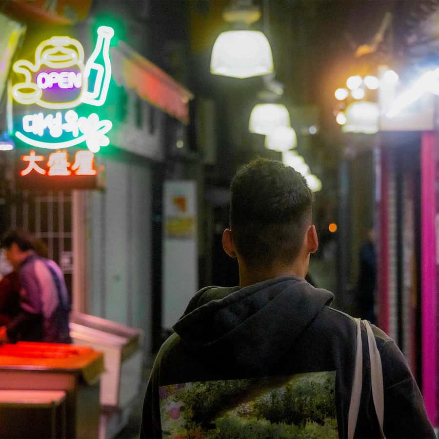 Osaka: Shinsekai, Tsutenkaku & Showa Vibes Walking Tour - The Sum Up