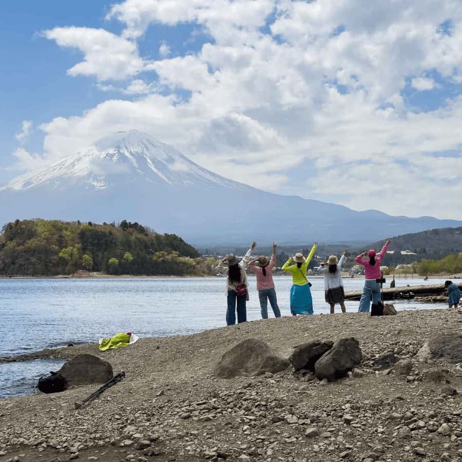 Tokyo: Hakone Private Tour By English Verbal Driver In Prado - Additional Attractions and Optional Stops