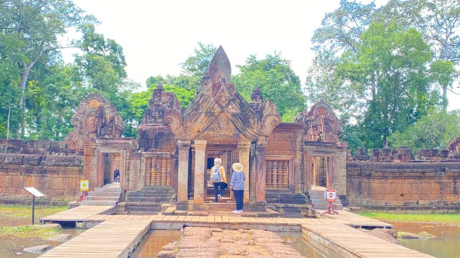 Siem Reap: Kampong Phluk Floating Village & Banteay Srei - Who This Tour Is Perfect For