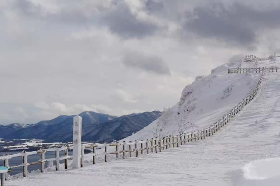 Small GroupA 4-day exploration of Eastern Hokkaido - What Makes This Tour Stand Out