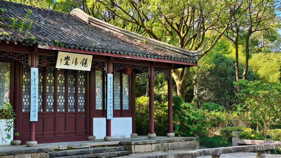 Zhujiajiao Cultural Experience: Boat Ride & Zongzi Making - Practical Details and What to Expect