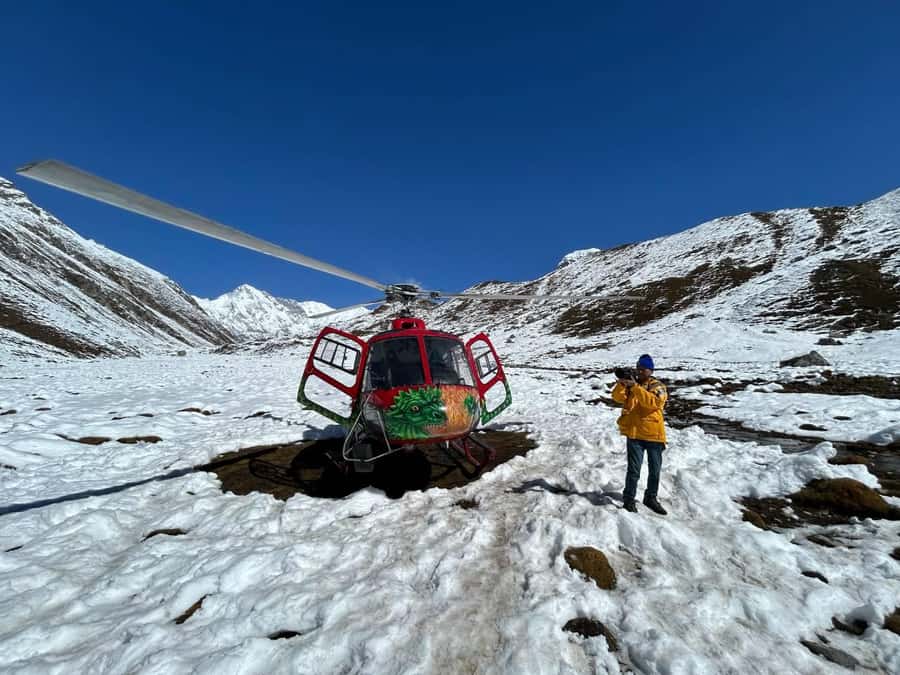 Everest Helicopter Tour Landing & Breakfast at Everest View - Detailed Itinerary Breakdown