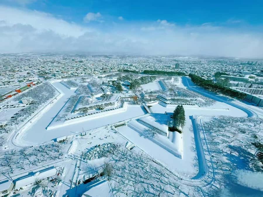 Sapporo: 4-Day Hakodate, Lake Toya, & Noboribetsu Tour - Good To Know