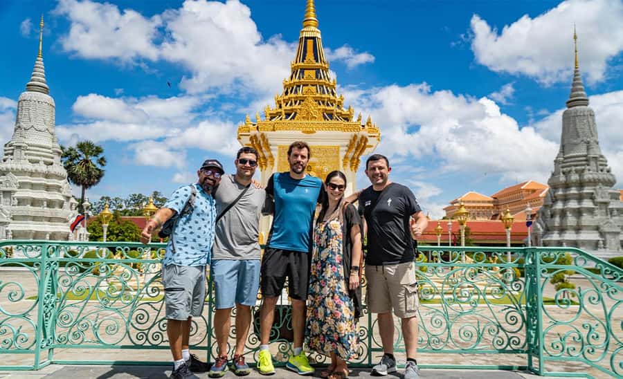 Phnom Penh: Highlights Tour Including National Museum - Discovering Phnom Penh: An Authentic 4-Hour Highlights Tour