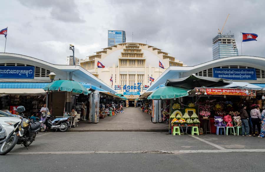 Phnom Penh: Highlights Tour Including National Museum - Who Should Consider This Tour?