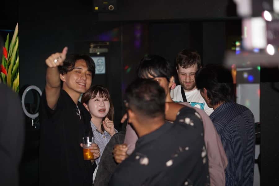 Kanpai Tokyo: Bar Hopping Nightlife Tour with a Local Guide - An In-Depth Look at the Tour Experience