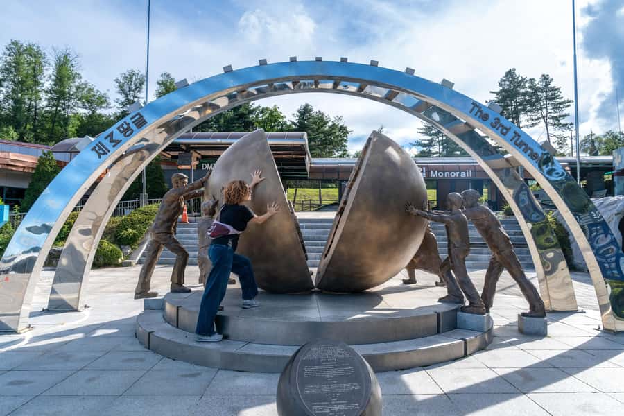 From Seoul: Private DMZ Tour with Optional Suspension Bridge - Exploring the Korean DMZ with a Private Tour: A Detailed Review