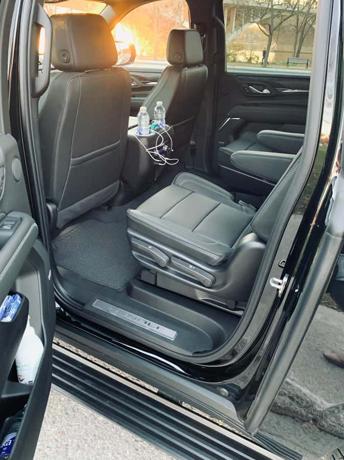 Half day city tour Montreal luxury SUV - Why This Tour Works—and Why It Might Not