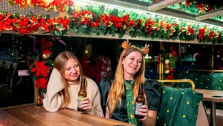 Dallas: Holiday Lights Tour Highland Park - Dallas: Holiday Lights Tour Highland Park – A Festive Ride with a View