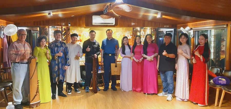 Hue: Night Cruise, 7 Course Dinner & Music on Perfume River - Setting the Scene: The Hue Night Cruise Experience