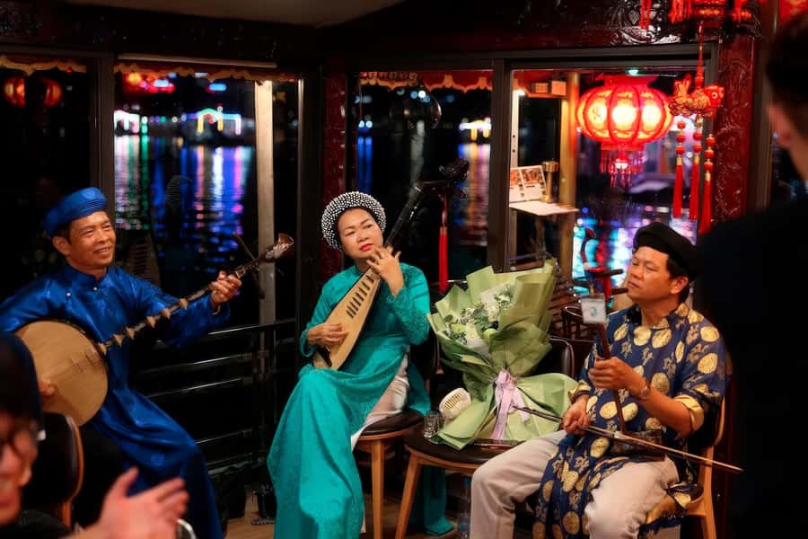 Hue: Night Cruise, 7 Course Dinner & Music on Perfume River - FAQ