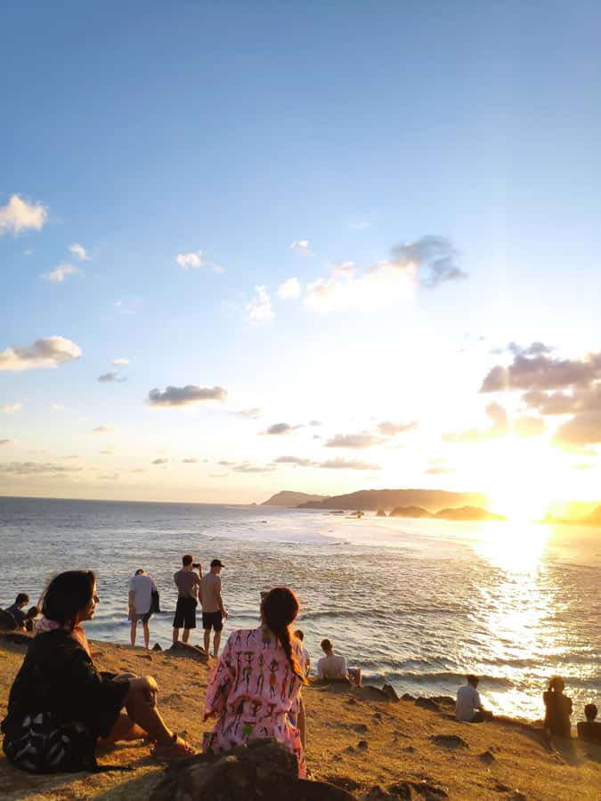 Lombok Kuta Mandalika Beach Guided Tour - Good To Know