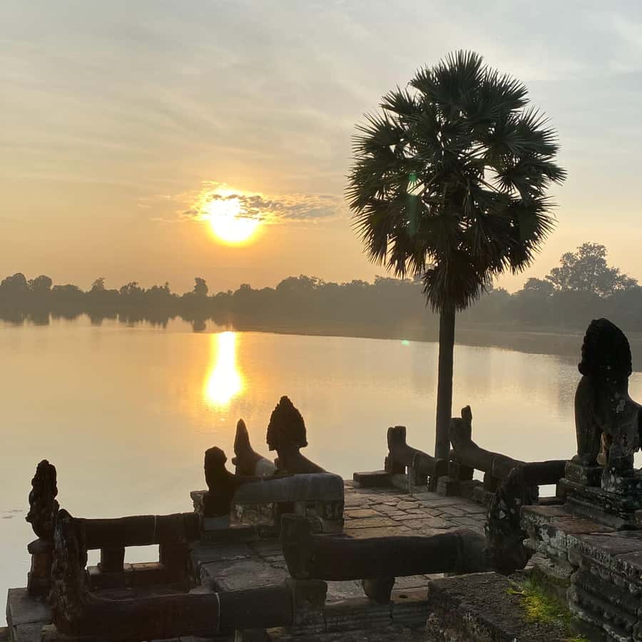 Siem Reap: Angkor Wat Sunrise/Set Tour with Japanese Guide - Good To Know