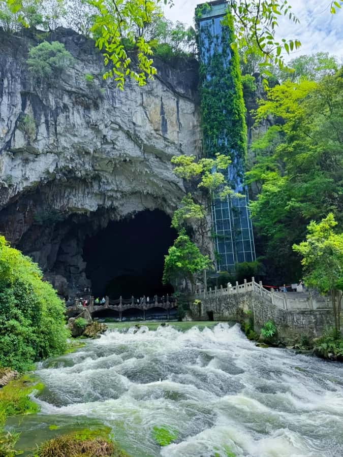 Guiyang: Dragon Palace & Tianlong Tunbao Private Day Tour - Final Thoughts