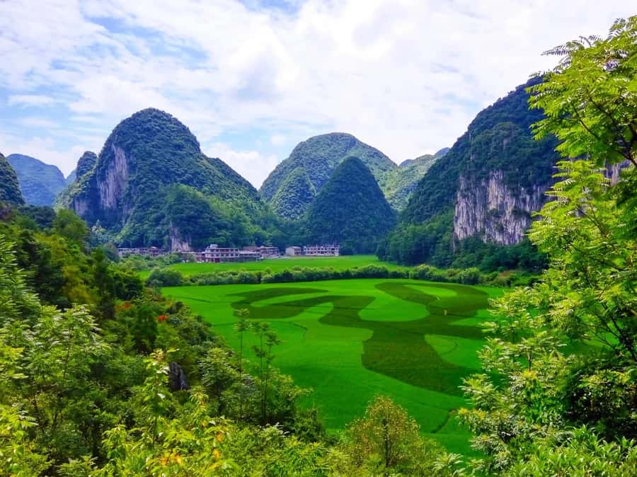 Guiyang: Dragon Palace & Tianlong Tunbao Private Day Tour - Logistics and Practical Tips