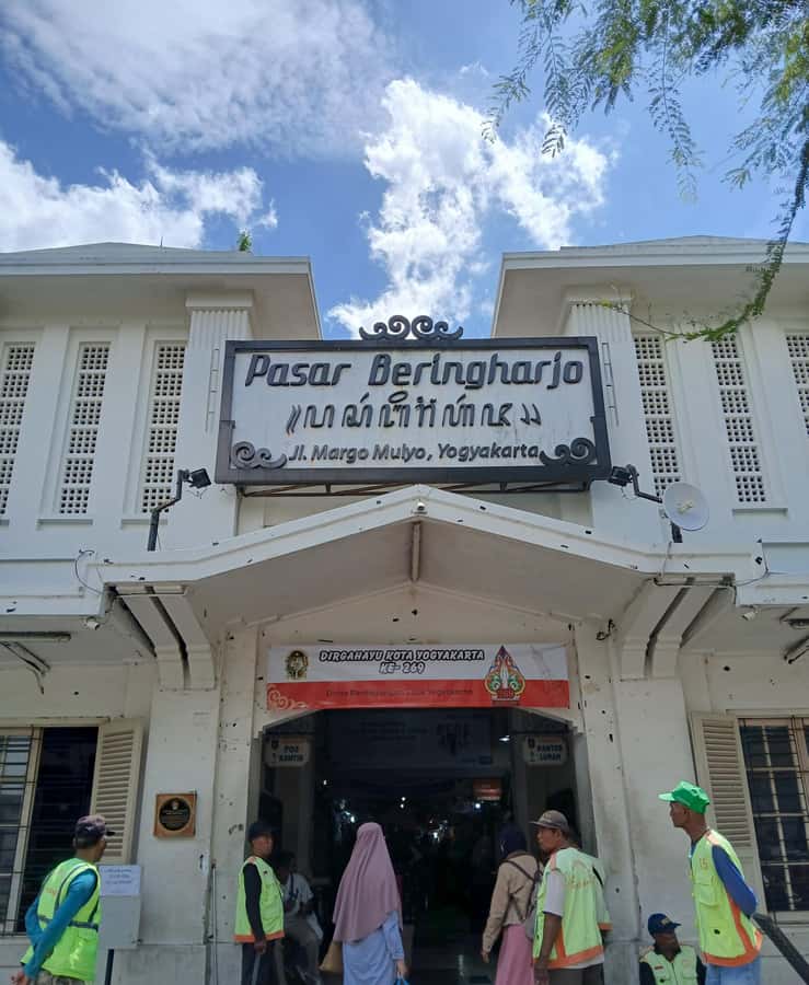 Yogyakarta: City Tour with Palace, Batik, and Keris - What Makes This Tour Valuable?