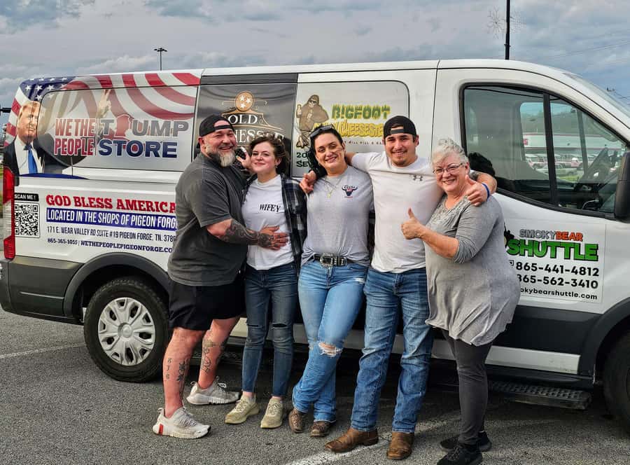 Sevierville: Highlights of Sevierville w/ stop at Buc-ee's - FAQ