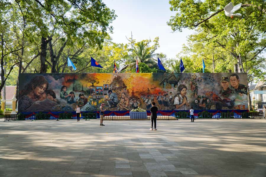 Siem Reap: Morning Food Tour, Market Walking & Street Art - Why This Tour Offers Great Value