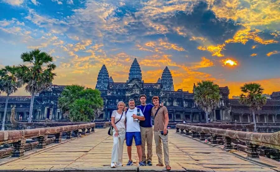 Siem Reap: Angkor Wat & Ta Prohm 4-Hour Afternoon Jeep Tour - FAQ